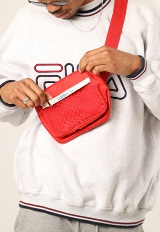 VINTAGE ADIDAS SHOULDER BAG