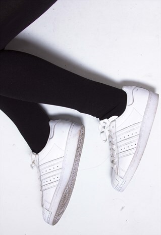 VINTAGE 90S ADIDAS ORIGINALS SUPERSTAR TRAINERS ID:9019