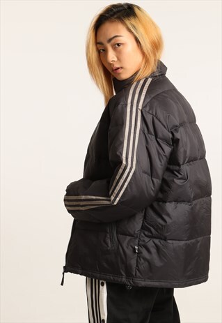 VINTAGE ADIDAS PADDED JACKET