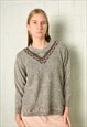 Vintage 90s Embroidered v-neck knit jumper pullover sweater