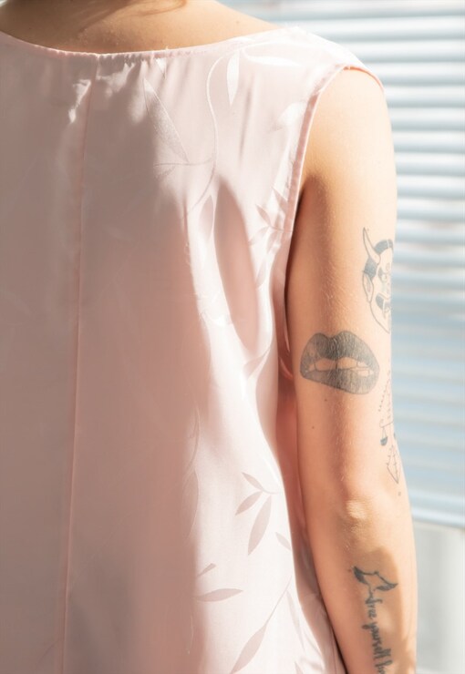garment image