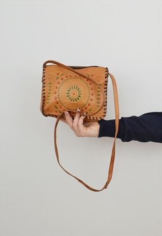 LEATHER HIP BAG