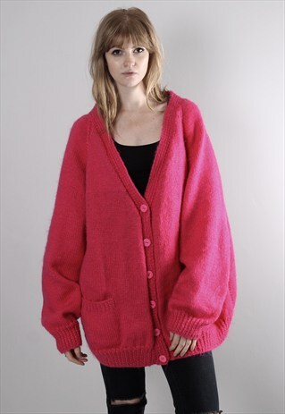 VINTAGE 80S OVERSIZE PINK THICK HAND KNIT LONG WOOL CARDIGAN
