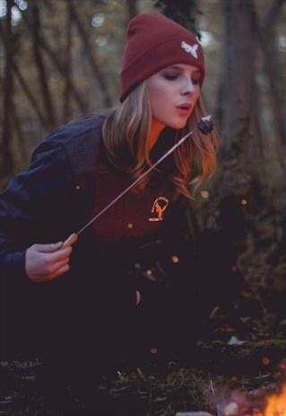 EMBROIDERED 'FOX' BEANIE HAT IN RUST RED