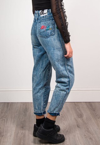 90'S VINTAGE BLUE FADED WASH HIGH WAIST MOM JEANS