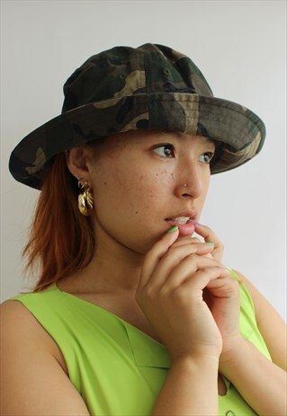CAMEO UNISEX SUN BUCKET HAT