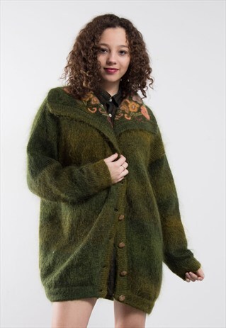 VINTAGE MOHAIR GREEN FLORAL PATTERN CARDIGAN
