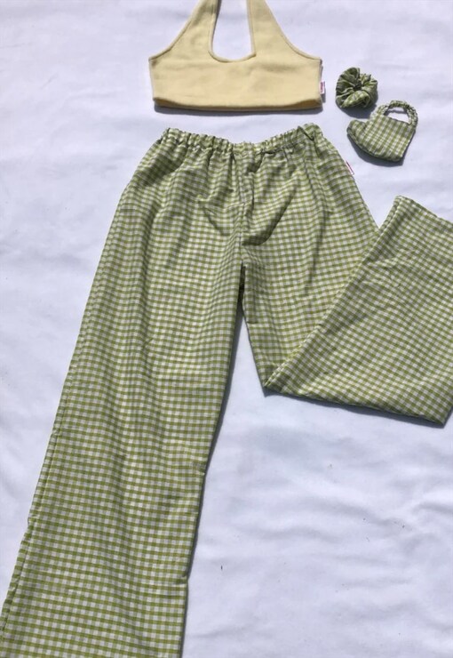 garment image
