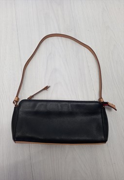 00s Tommy Hilfiger Shoulder Bag Black Leather