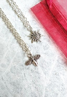 Mini Bee and Sunflower 2 Necklace Set