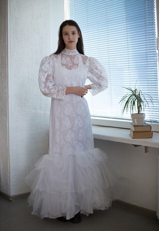 VINTAGE 60'S MAXI WHITE MERMAID STYLE WEDDING DRESS