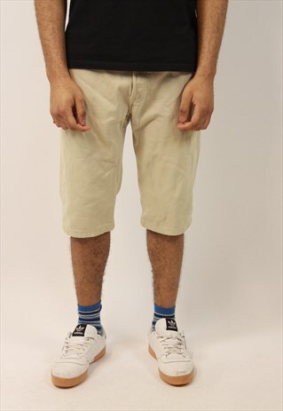 VINTAGE LEVI'S SHORTS