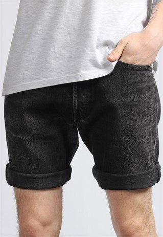 VINTAGE LEVI'S DENIM SHORTS
