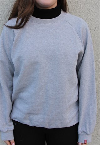 VINTAGE LEVI'S SWEATSHIRT SIZE WOMEN'S MEDIUM