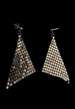 70's Vintage Ladies Silver Metal Chainmail Earrings 