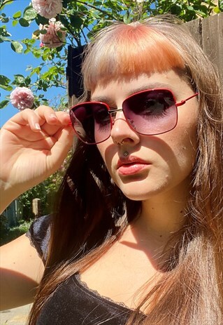 VINTAGE INSPIRED SUNGLASSES SQUARE SHAPE IN RED WITH UV400
