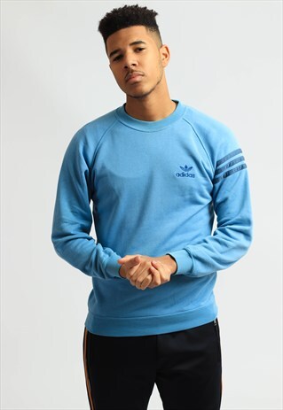 VINTAGE ADIDAS SWEATSHIRT