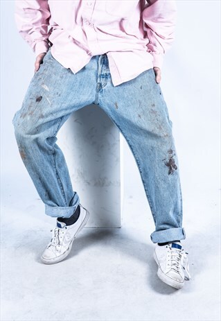 VINTAGE LEVI'S 501 JEANS IN BLUE DENIM WITH PAINT MARKS