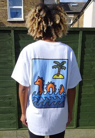 ILLUSTRATED BACK PRINT T-SHIRT