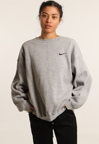 VINTAGE NIKE EMBROIDERED LOGO SWEATSHIRT