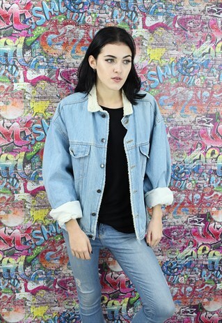 VINTAGE 80S LIGHT BLUE SHERPA FLEECE LINED DENIM JACKET.