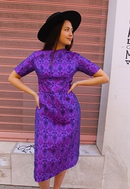 Short Sleeve Midi Dress in Purple