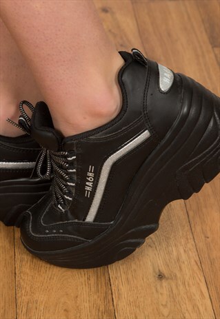 90S VINTAGE BLACK & SILVER PLATFORM TRAINERS HA6H SIZE 3