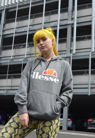 VINTAGE ELLESSE SPELLOUT HOODIE
