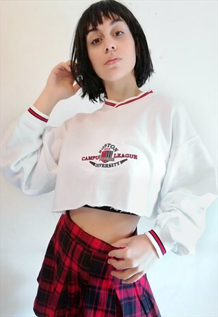 BOSTON UNIVERSITY CROP SWEATSHIRT