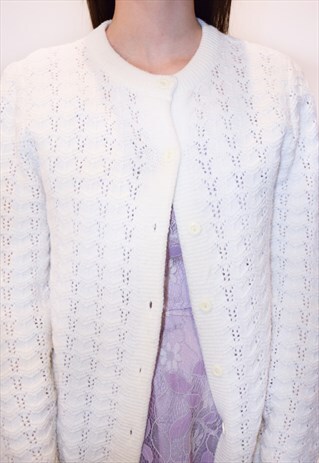 VINTAGE STARK WHITE COZY CARDIGAN