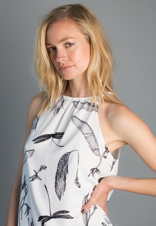 WICKEN FEN ECOFRIENDLY HALTERNECK TOP WITH MANGROVE PRINT