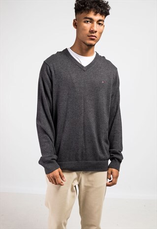 VINTAGE TOMMY HILFIGER V-NECK KNITTED JUMPER