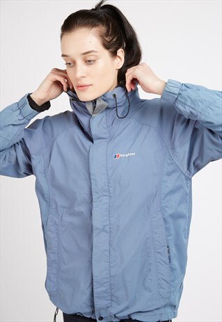 VINTAGE BLUE BERGHAUS COAT