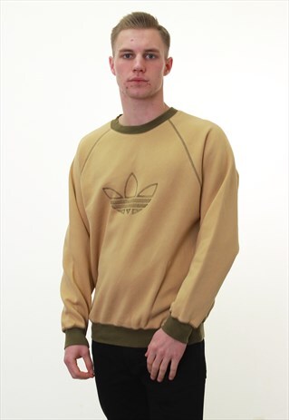 VINTAGE ADIDAS SWEATSHIRT