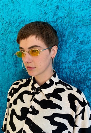 SMALL SQUARE 90'S STYLE SUNGLASSES IN YELLOW
