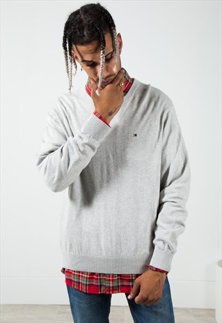 ON SALE VINTAGE 80S TOMMY HILFIGER KNITWEAR JUMPER / S0343