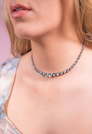 VINTAGE DIAMANTE NECKLACE