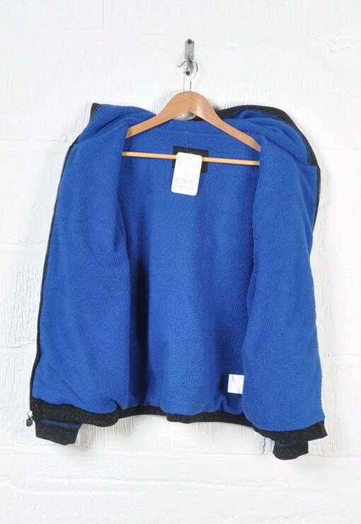 garment image