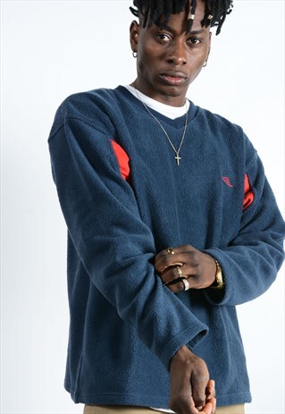 VINTAGE UMBRO FLEECE TOP IN BLUE WITH LOGO.