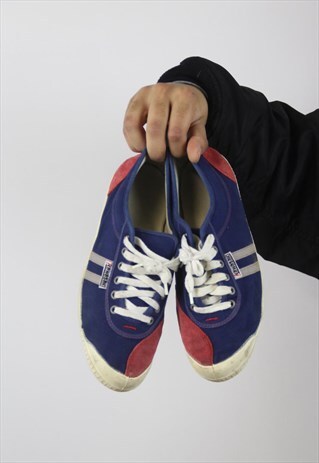 VINTAGE 90'S PATTERNED TRAINERS