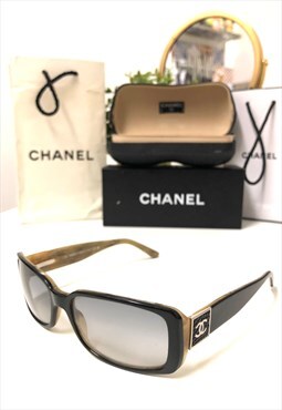 Chanel CC 5115-Q 55-16 Retro Wood Grain effect sunglasses.