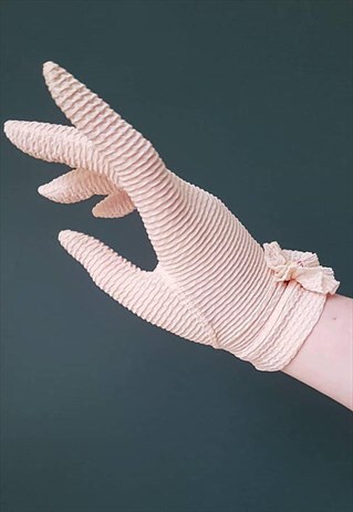 VINTAGE 40S CRINKLE NYLON GLOVES WITH ROSE CORSAGE / WEDDING