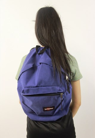 VINTAGE EASTPAK BACKPACK