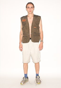 Vintage Y2K utility cargo shorts in beige