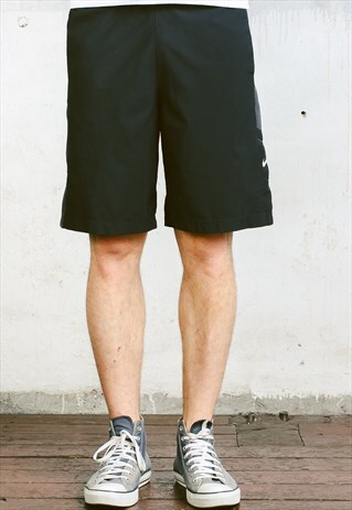 VINTAGE NIKE SHORTS