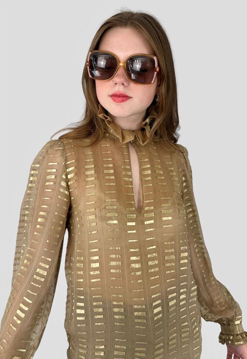 garment image