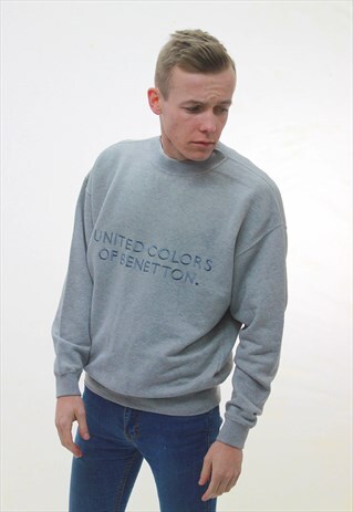 VINTAGE UNITED COLORS OF BENETTON SWEATSHIRT