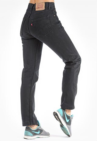 VINTAGE LEVIS 505 BOYFRIEND JEANS