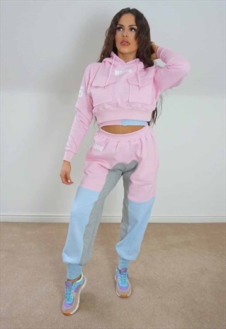 PINK CROP HOODIE WITH CARGO POCKET