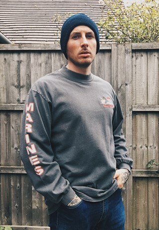 VINTAGE Y2K US MARINES GRAPHIC SWEATER